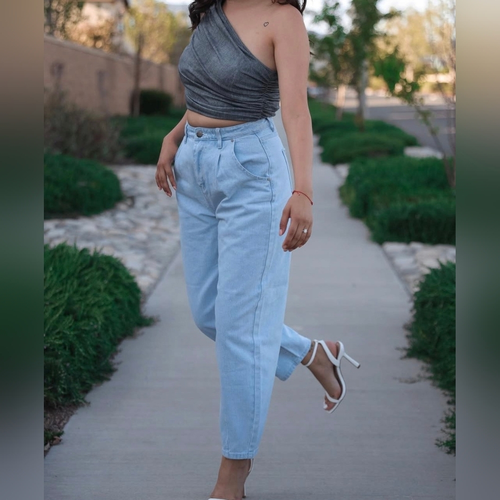 Heather Gray One-Shoulder Drape Cropped Top